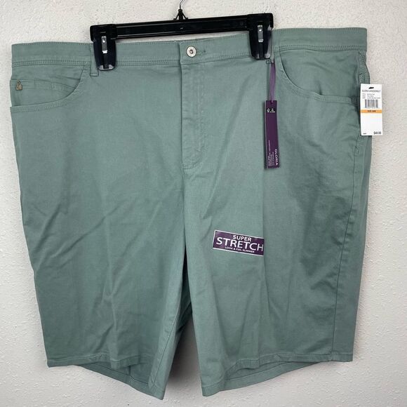 NWT Gloria Vanderbilt Perfect Fit Green Walking Shorts Size 24W - Picture 1 of 6